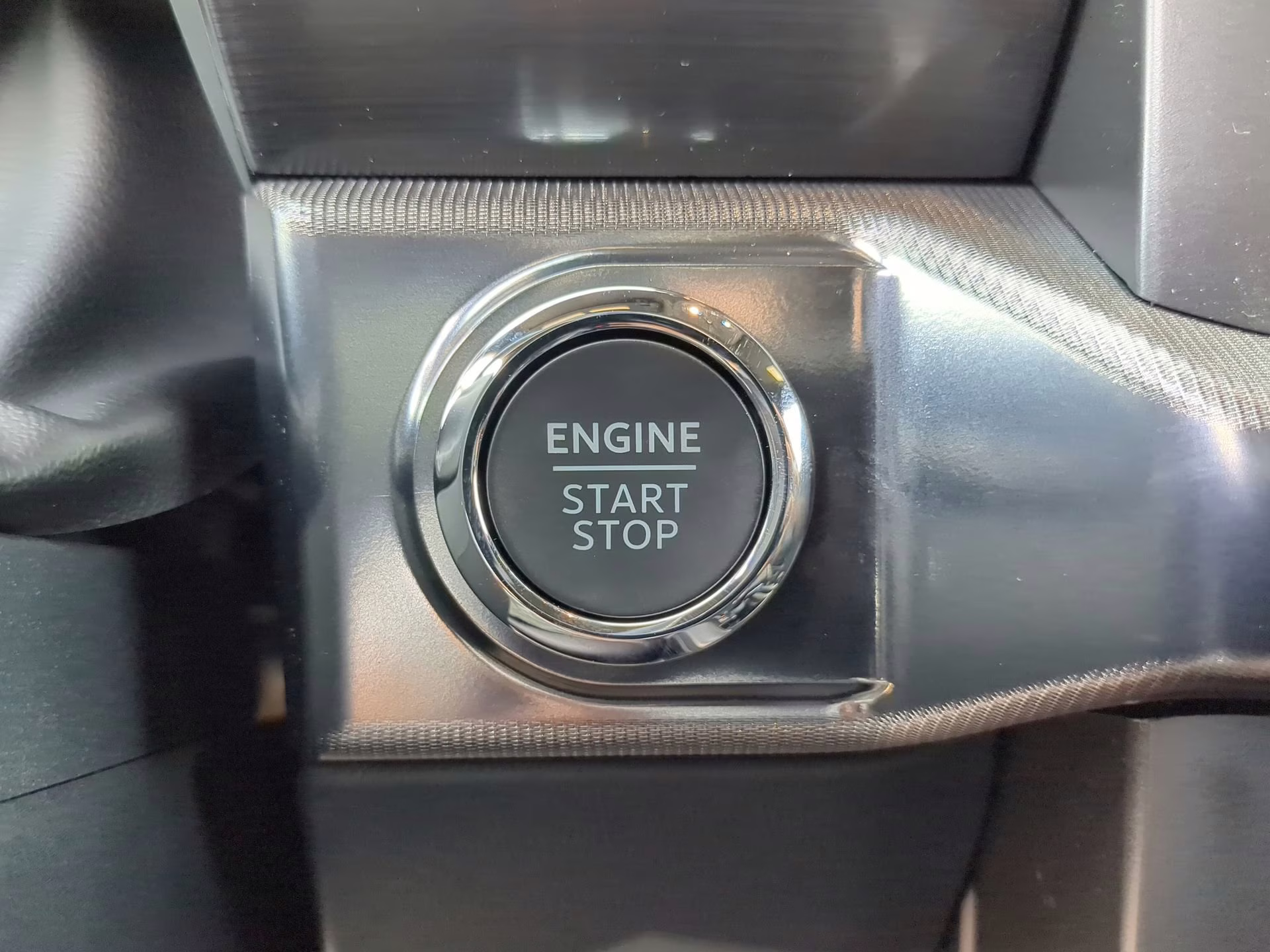 2026 Agate Black Metallic Ford F-150 LARIAT Crew Cab Pickup 4X4 Truck