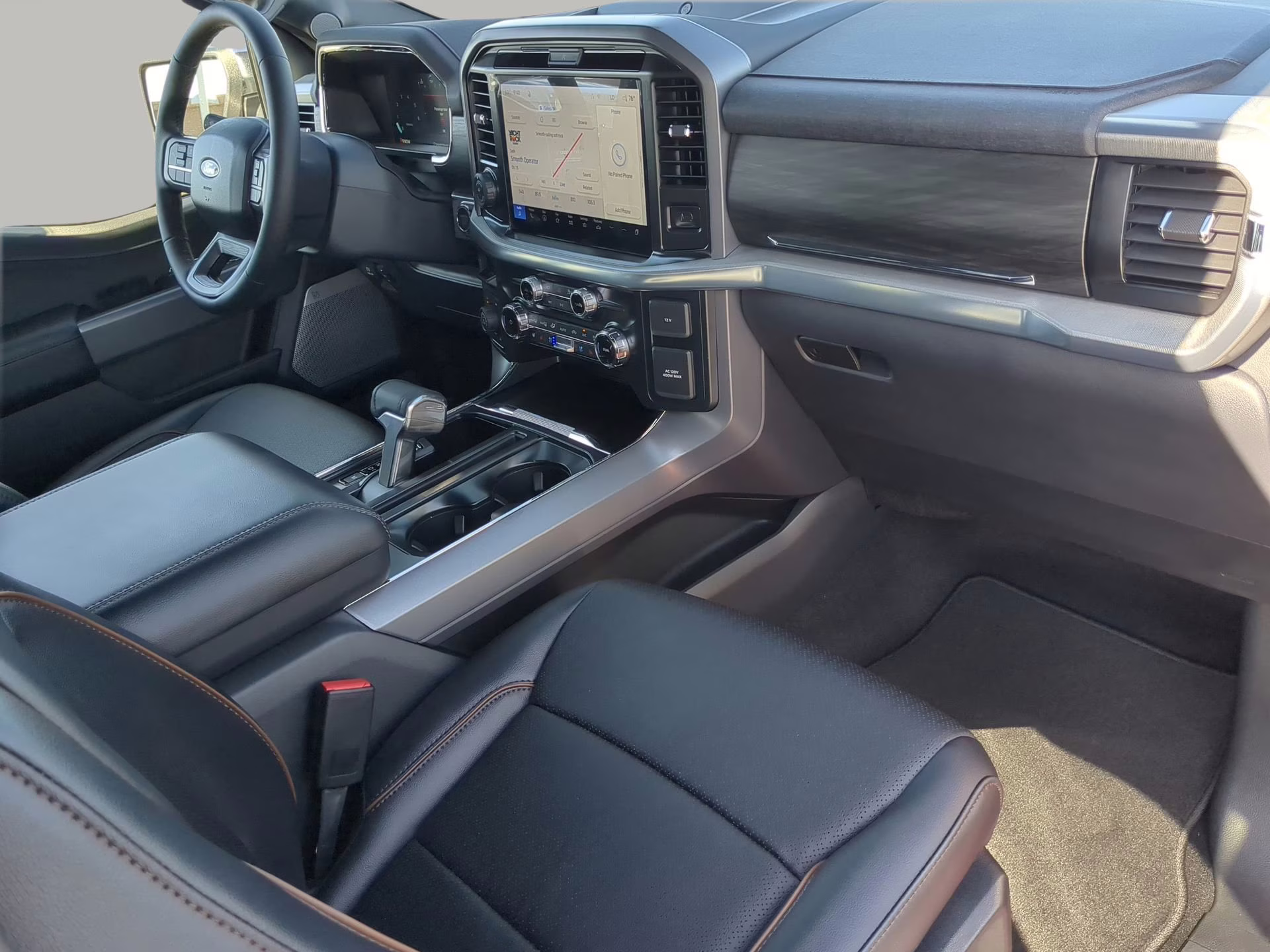 2026 Ruby Red Metallic Tinted Clearcoat Ford F-150 LARIAT Crew Cab Pickup 4X4 Truck