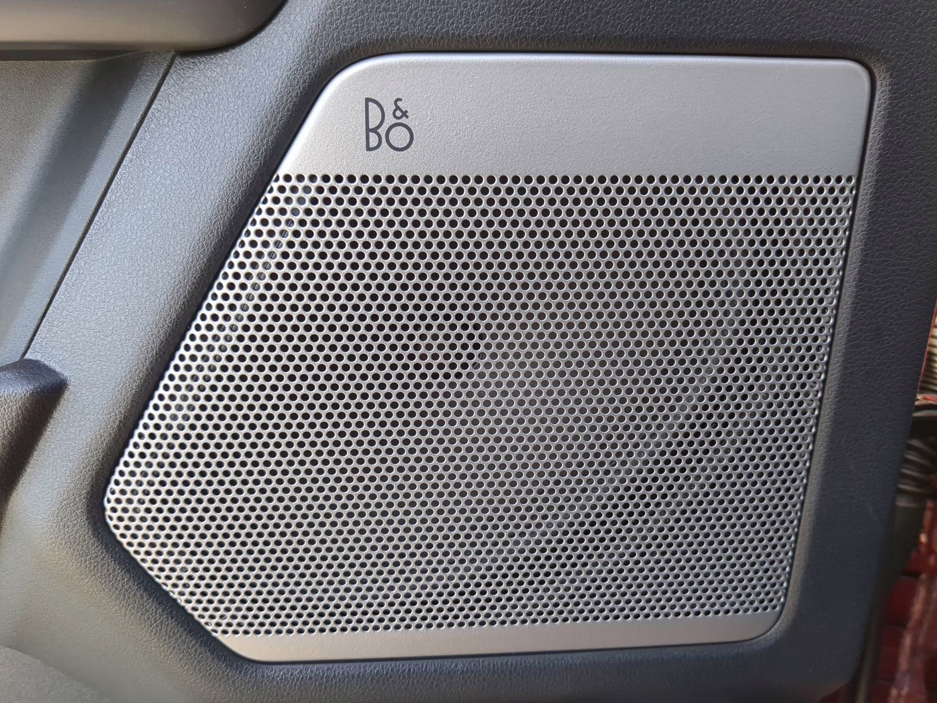 2026 Ruby Red Metallic Tinted Clearcoat Ford F-150 LARIAT Crew Cab Pickup 4X4 Truck