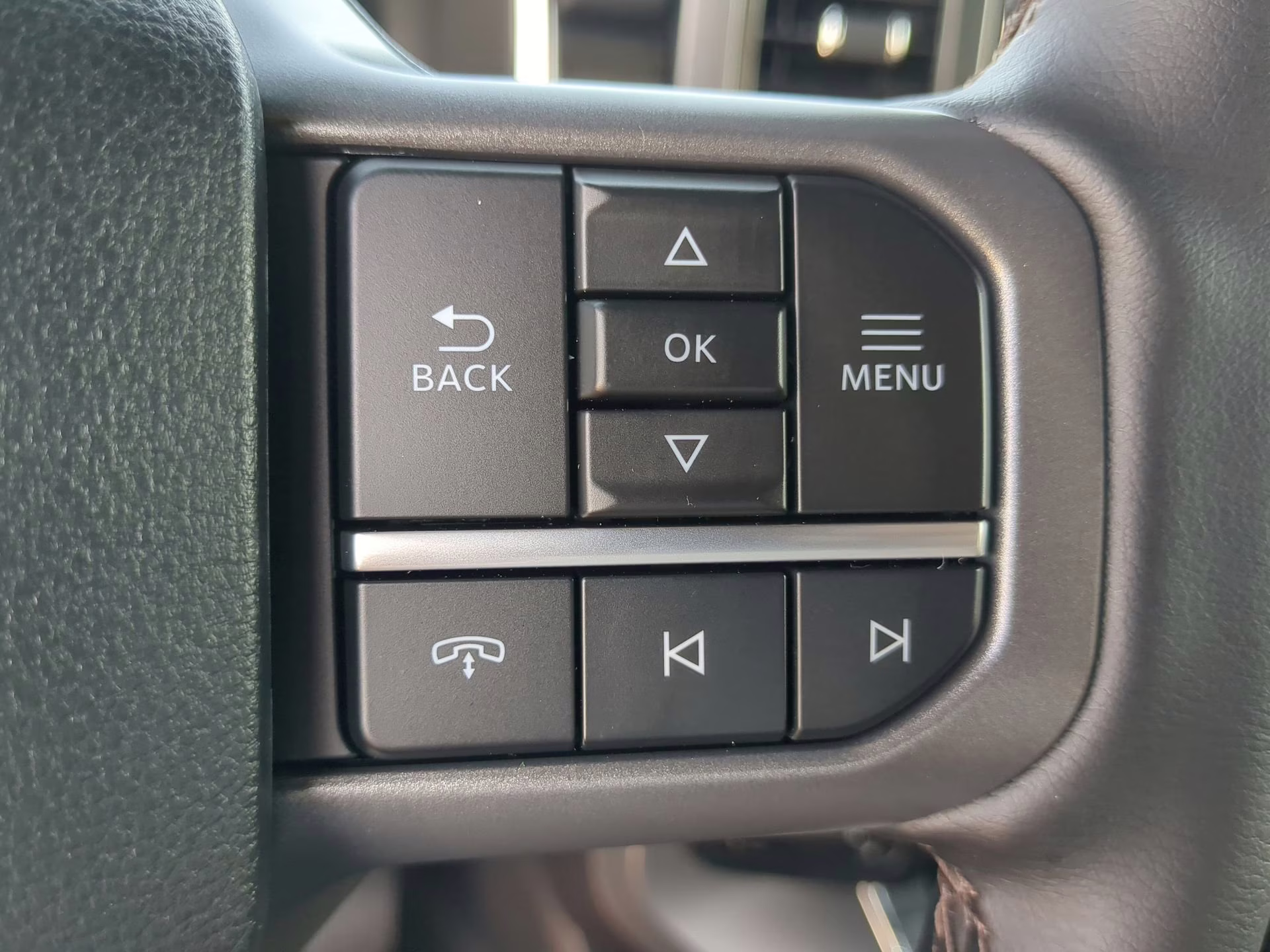 2026 Ruby Red Metallic Tinted Clearcoat Ford F-150 LARIAT Crew Cab Pickup 4X4 Truck