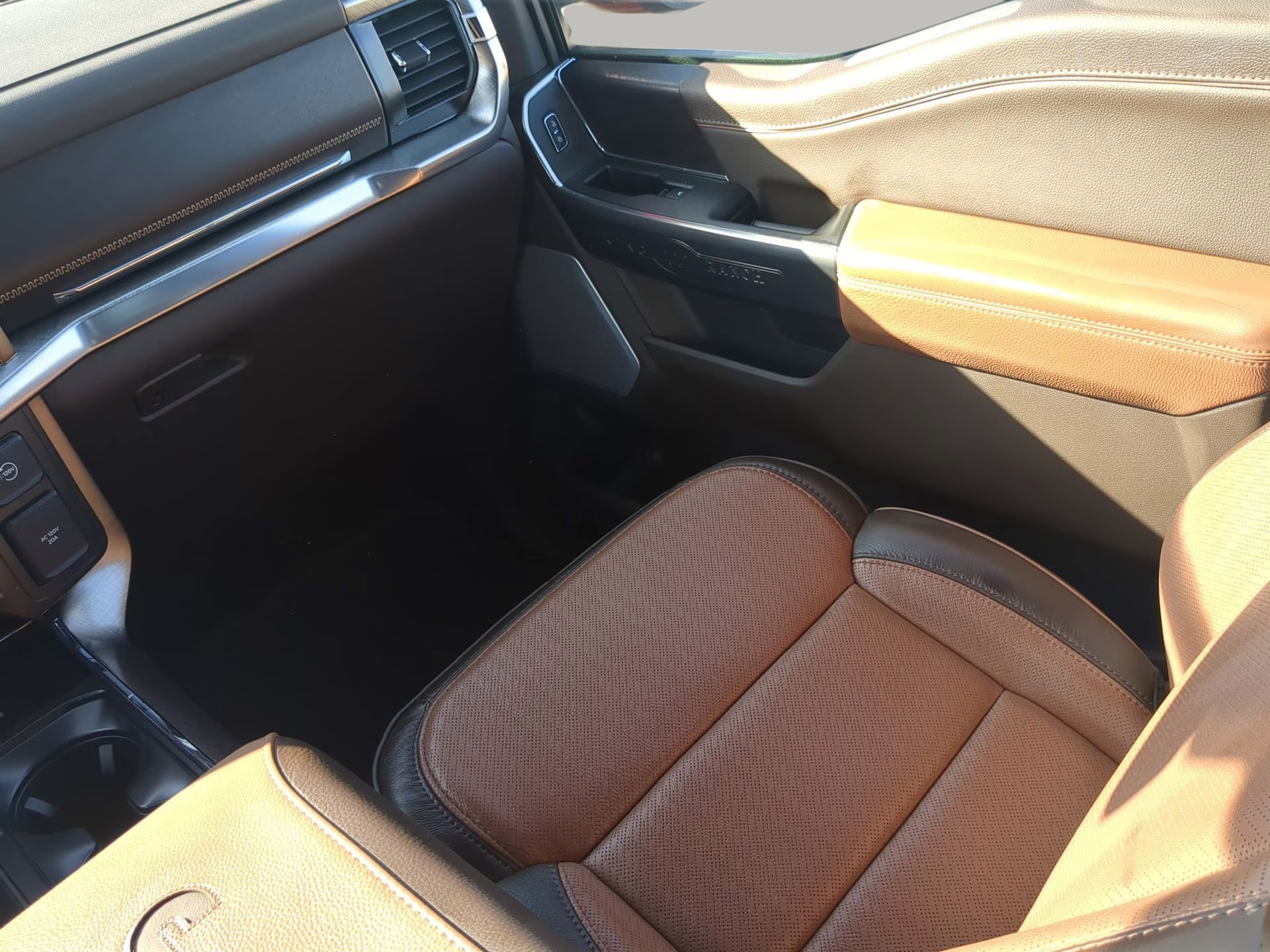 2026 Ruby Red Metallic Tinted Clearcoat Ford F-150 King Ranch Crew Cab Pickup 4X4 Truck