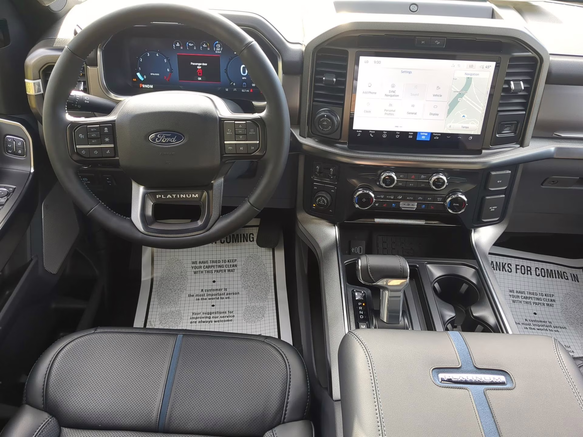 2025 Agate Black Metallic Ford F-150 Platinum Crew Cab Pickup 4X4 Truck