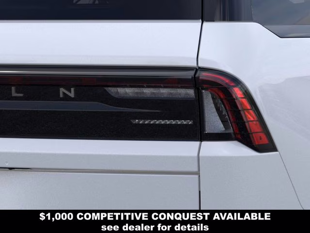 2025 Pristine White Metallic Tri-Coat Lincoln Navigator Reserve 4X4 SUV