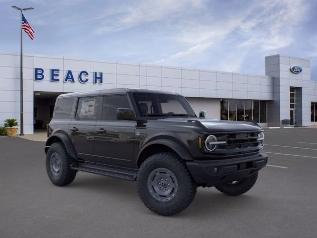 2025 Shadow Black Ford Bronco Outer Banks 4X4 SUV