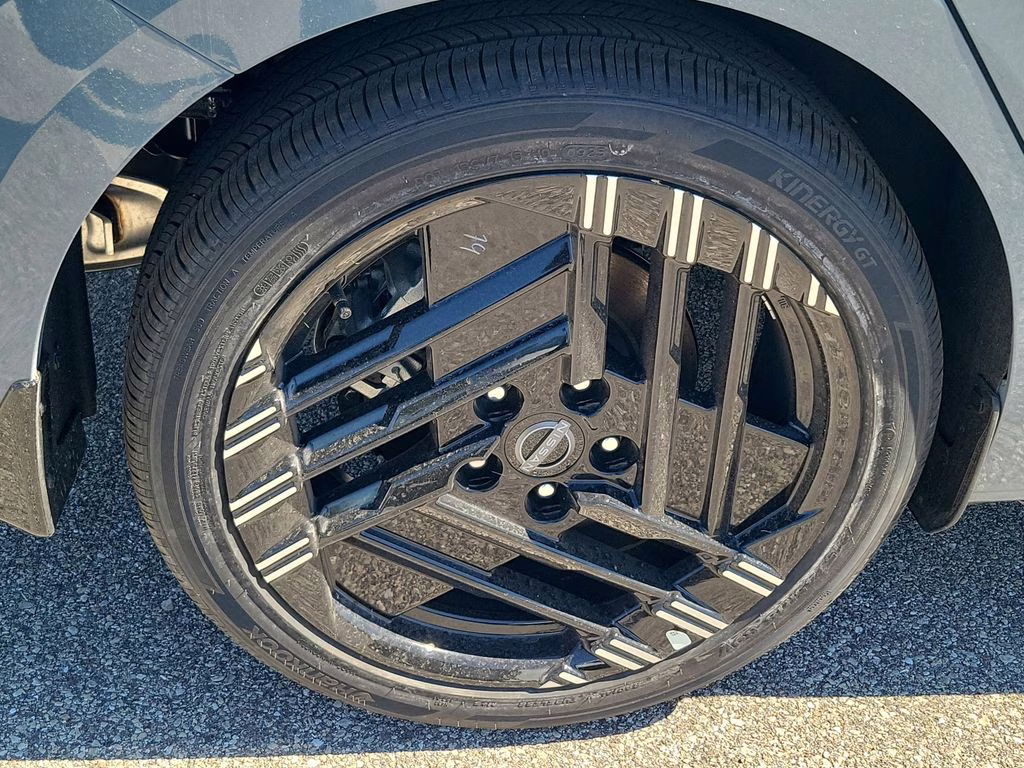 2026 Gray Metallic Nissan Sentra SR FWD Sedan