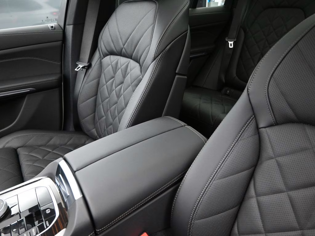 2026 Alpine White BMW X5 sDrive40i RWD SUV
