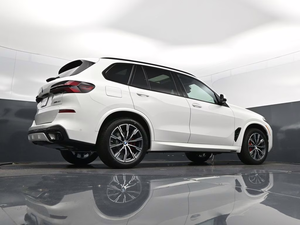 2026 Alpine White BMW X5 sDrive40i RWD SUV