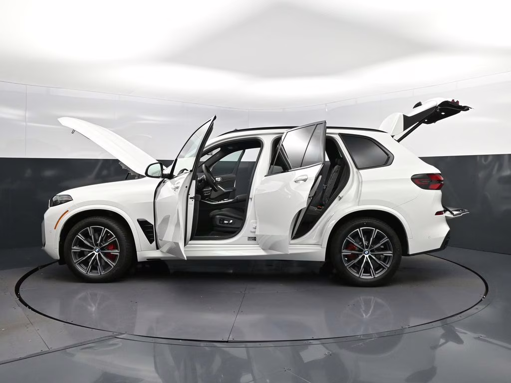 2026 Alpine White BMW X5 sDrive40i RWD SUV