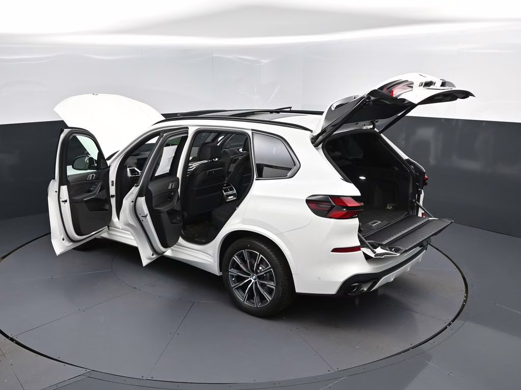 2026 Alpine White BMW X5 sDrive40i RWD SUV