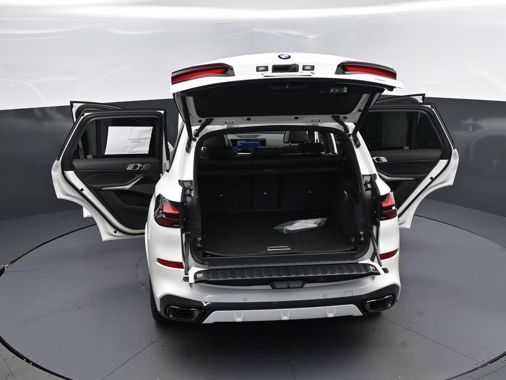 2026 Alpine White BMW X5 sDrive40i RWD SUV