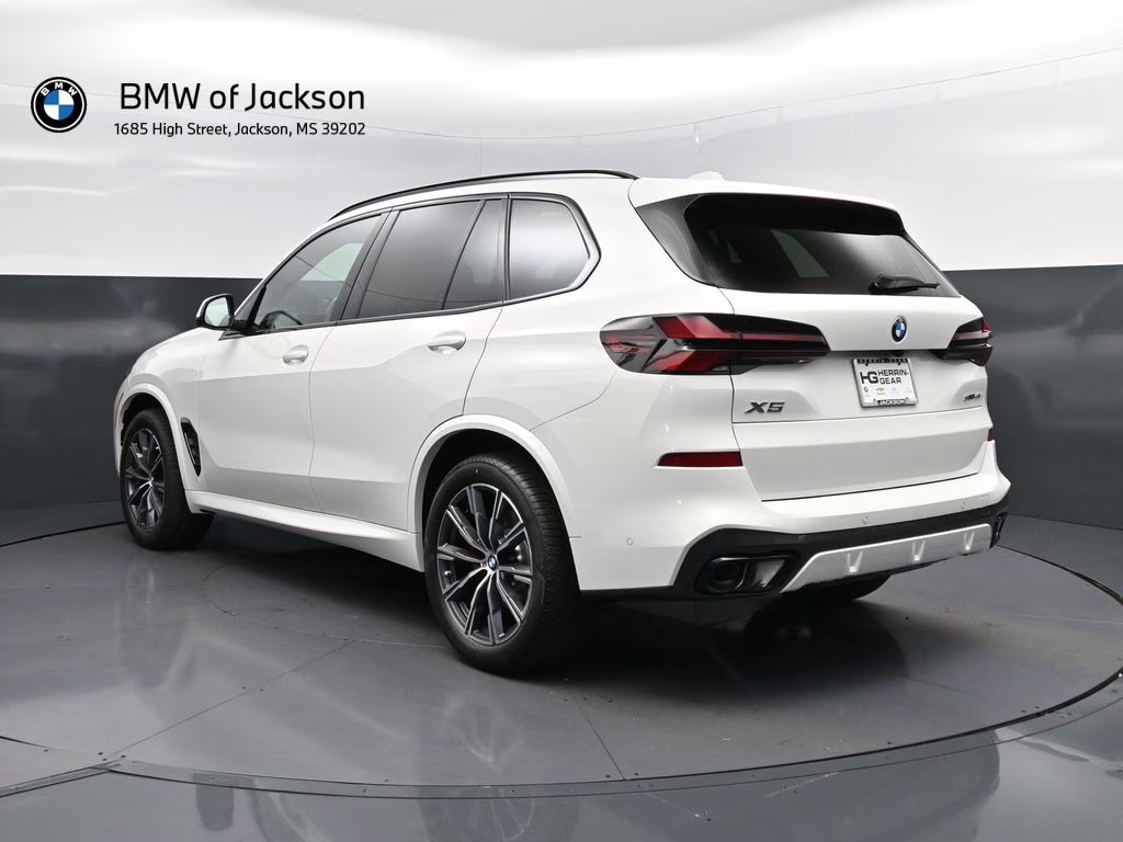 2026 Alpine White BMW X5 sDrive40i RWD SUV