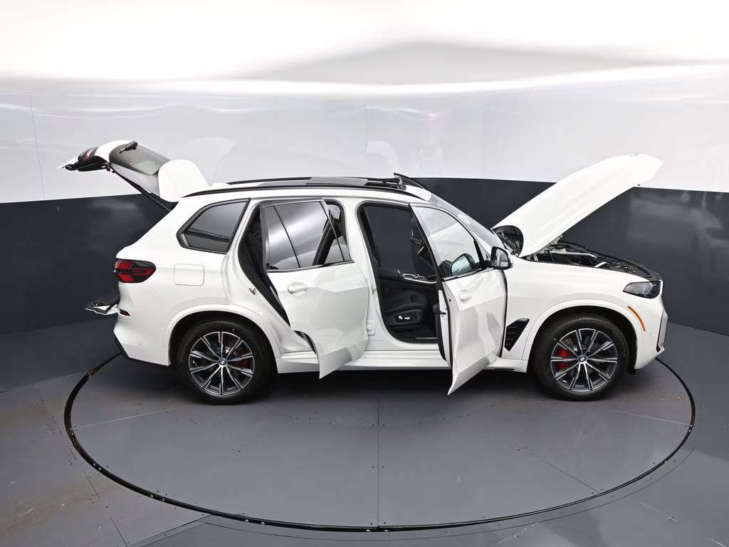 2026 Alpine White BMW X5 sDrive40i RWD SUV