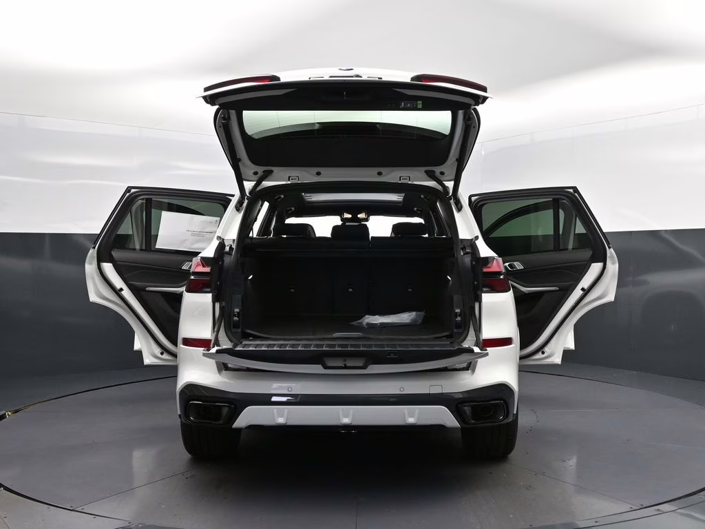 2026 Alpine White BMW X5 sDrive40i RWD SUV