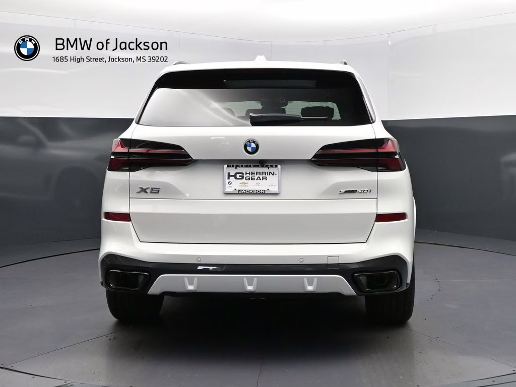 2026 Alpine White BMW X5 sDrive40i RWD SUV