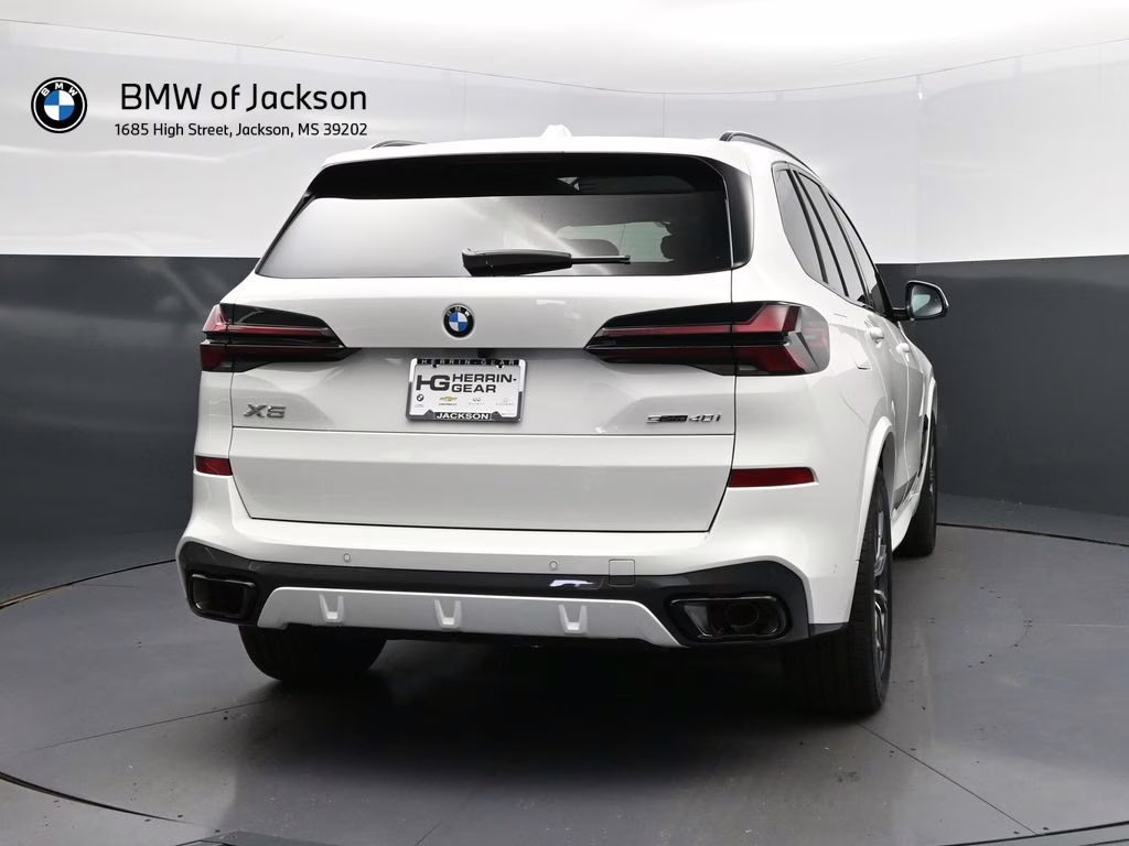 2026 Alpine White BMW X5 sDrive40i RWD SUV