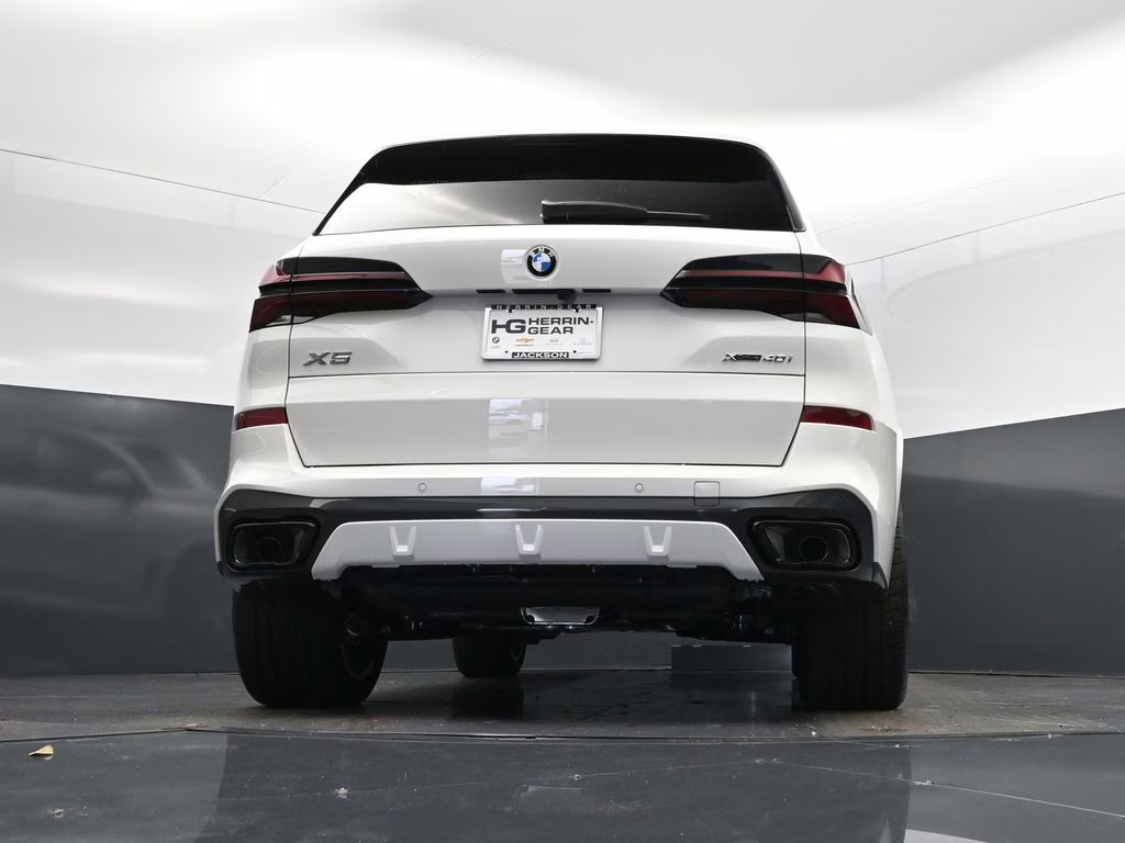2026 Alpine White BMW X5 xDrive40i AWD SUV