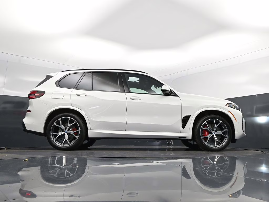 2026 Alpine White BMW X5 xDrive40i AWD SUV