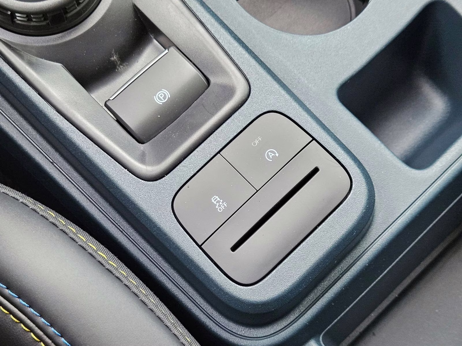 2026 Shadow Black Ford Maverick Lobo High AWD Truck