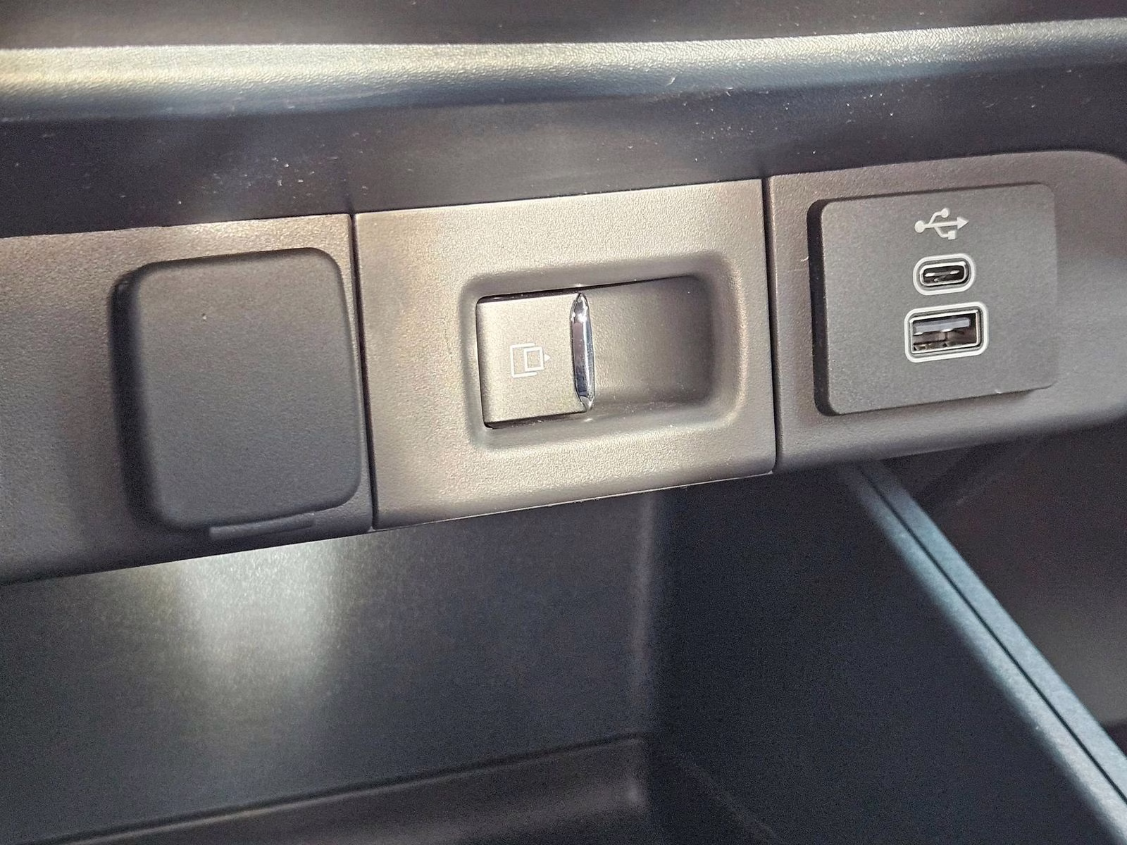 2026 Shadow Black Ford Maverick Lobo High AWD Truck