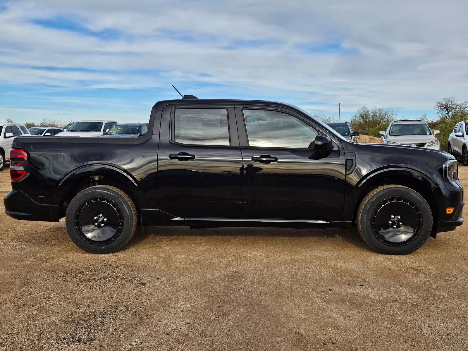 2026 Shadow Black Ford Maverick Lobo High AWD Truck