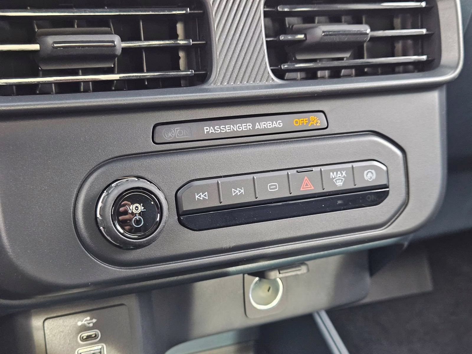 2026 Shadow Black Ford Maverick XL AWD Truck