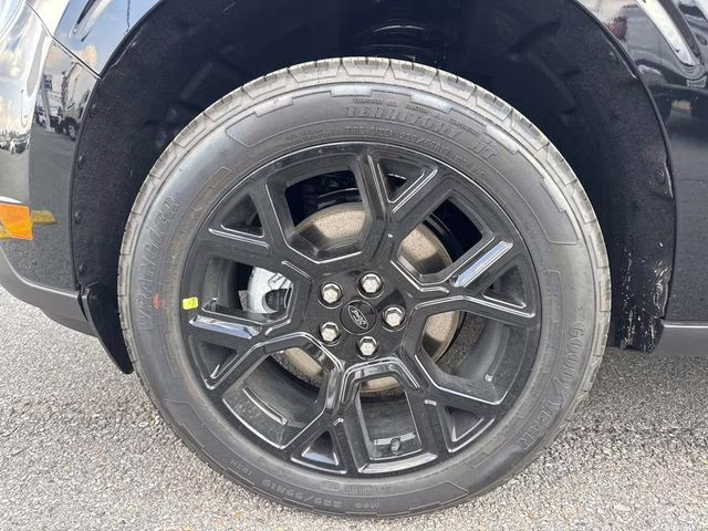 2026 Shadow Black Ford Maverick Lariat AWD Truck