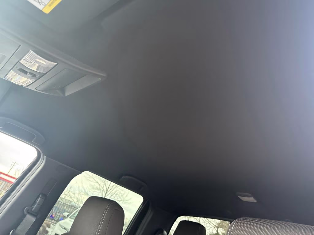 2026 Super Black Nissan Frontier SV 4X4 Truck