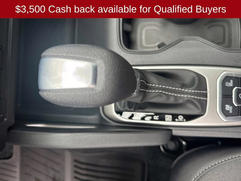 2026 Glacier White Nissan Frontier SV 4X4 Truck