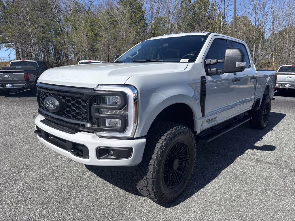 2026 Avalanche Ford Super Duty F-250 SRW XL 4X4 Truck