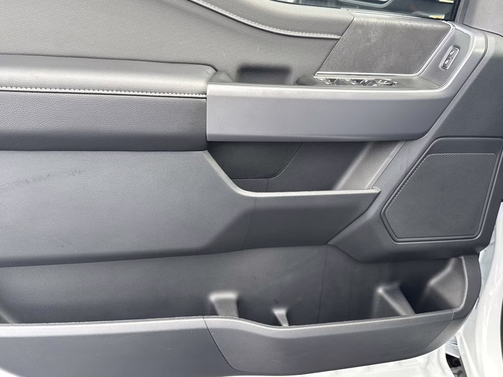 2026 Oxford White Ford F-150 XLT 4X4 Truck