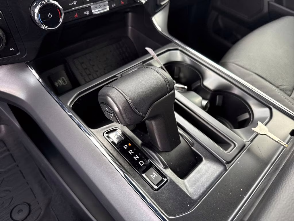 2026 Oxford White Ford F-150 XLT 4X4 Truck