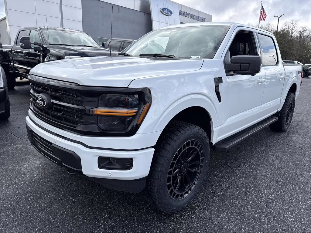 2026 Oxford White Ford F-150 XLT 4X4 Truck
