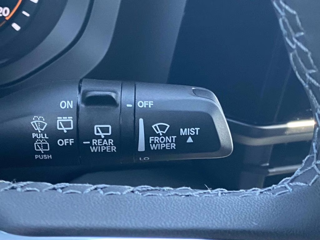 2026 Granite Crystal Metallic Clearcoat Jeep Wrangler Sahara 4X4 SUV