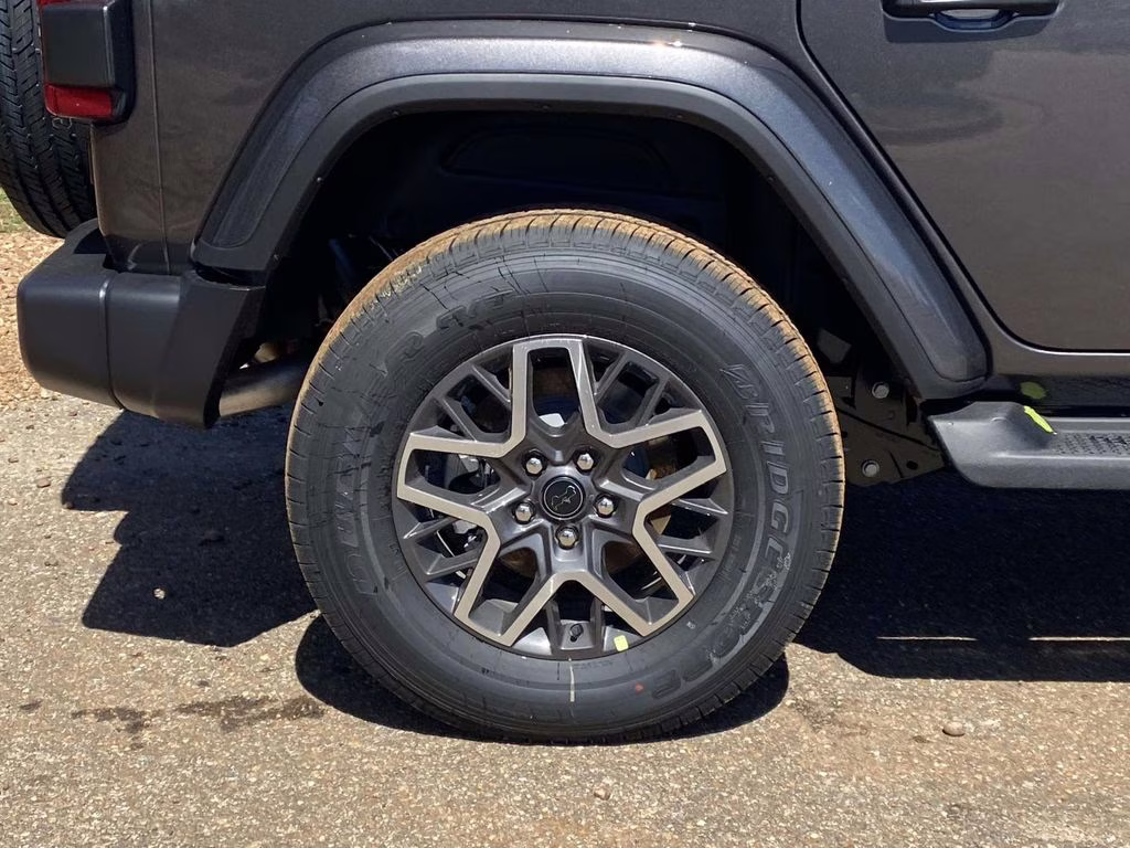 2026 Granite Crystal Metallic Clearcoat Jeep Wrangler Sahara 4X4 SUV