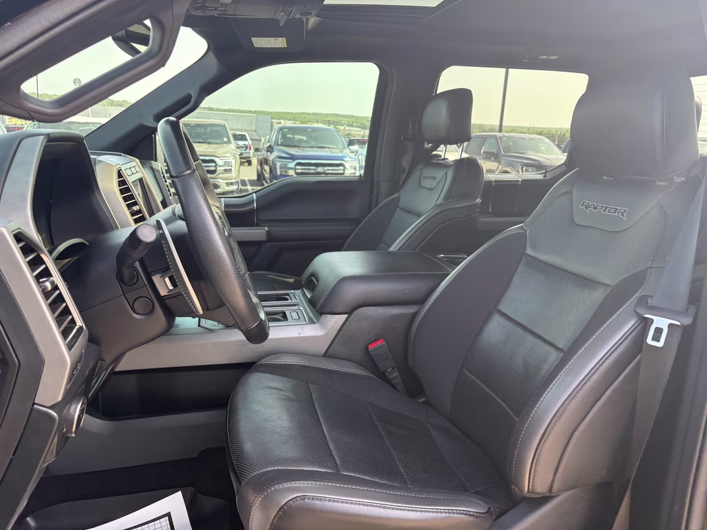 2020 Agate Black Metallic Ford F-150 Raptor 4X4 Truck