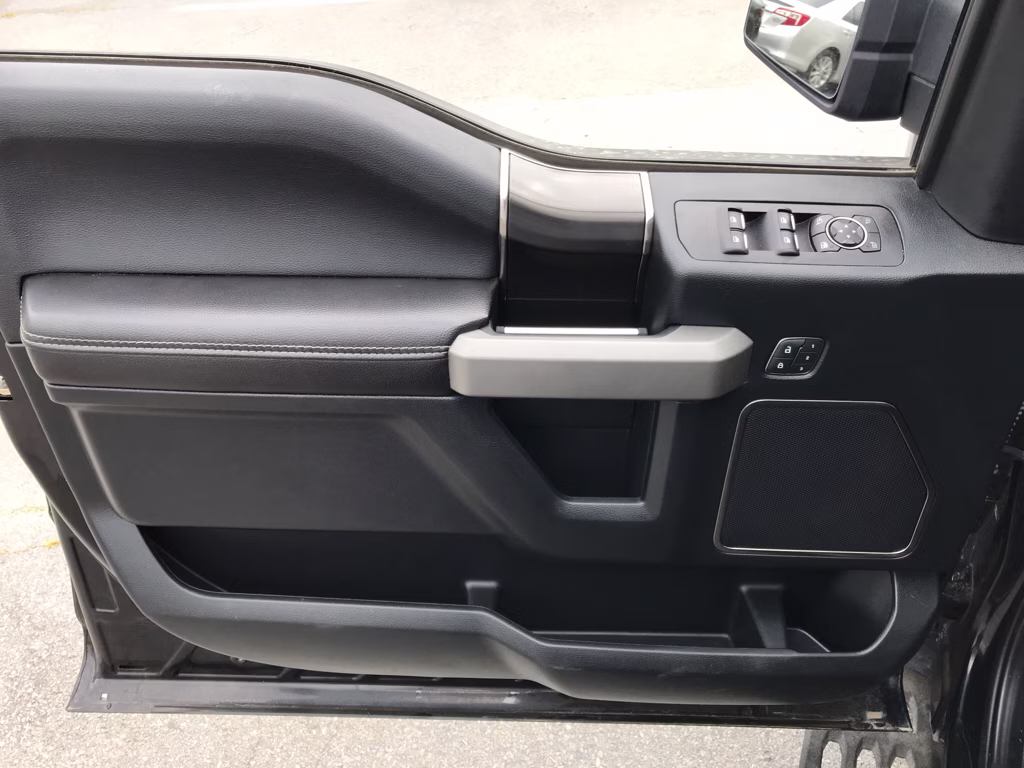 2020 Agate Black Metallic Ford F-150 Raptor 4X4 Truck