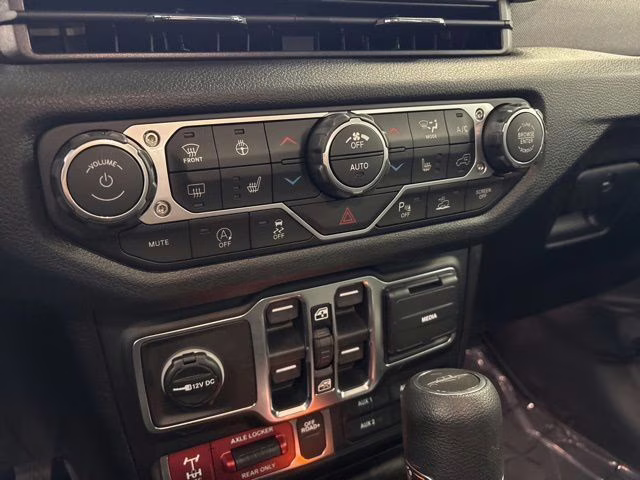 2026 Black Clearcoat Jeep Gladiator Willys 4X4 Truck