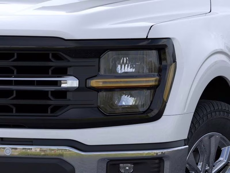 2026 Oxford White Ford F-150 XLT 4X4 Truck