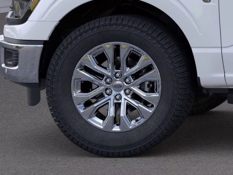 2026 Oxford White Ford F-150 XLT 4X4 Truck