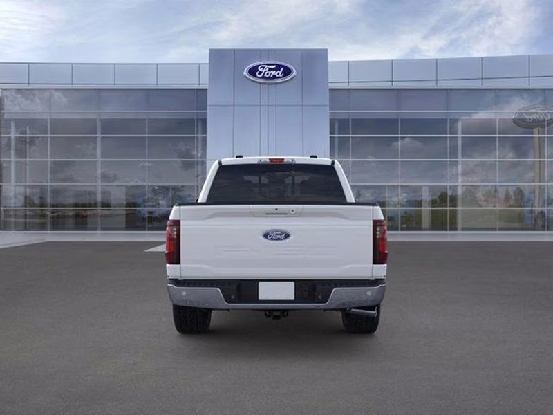 2026 Oxford White Ford F-150 XLT 4X4 Truck