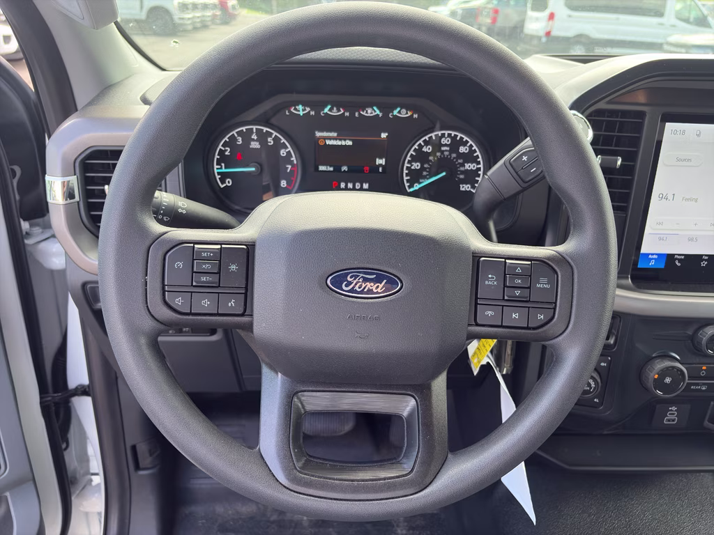 2026 Oxford White Ford F-150 XL 4X4 Truck