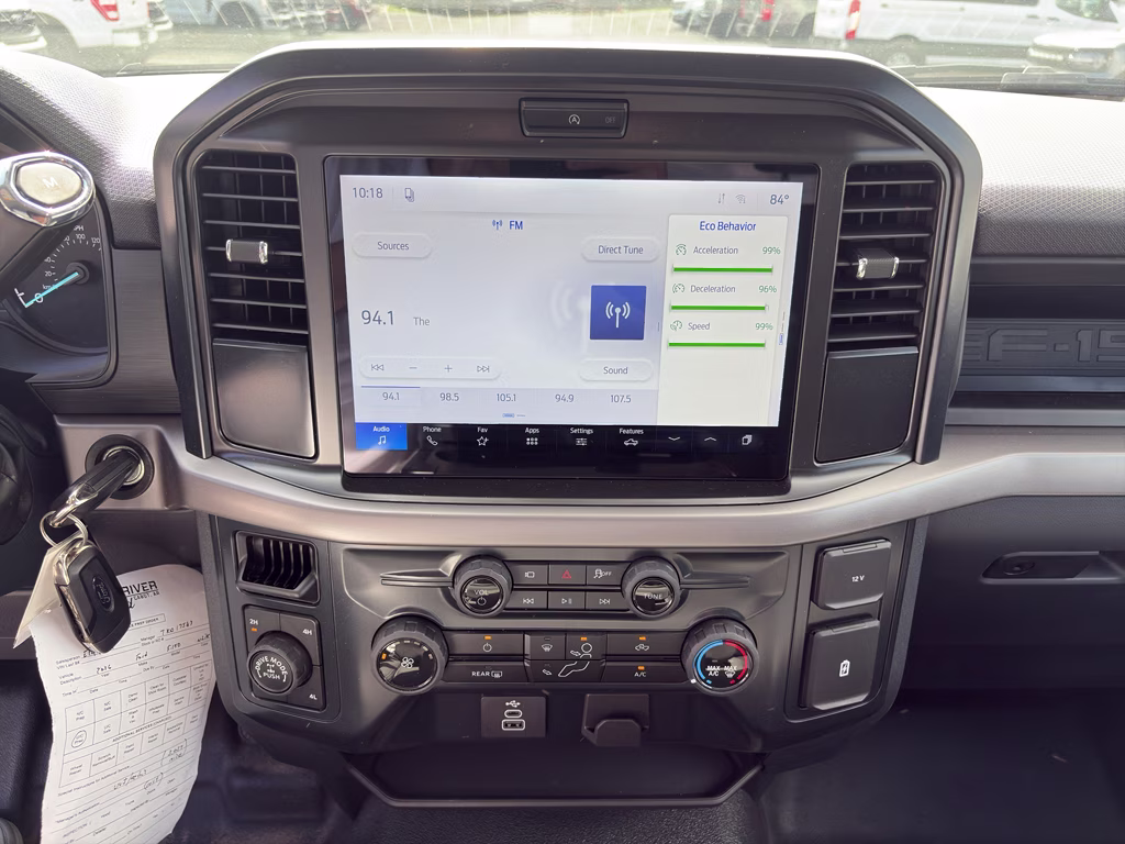 2026 Oxford White Ford F-150 XL 4X4 Truck