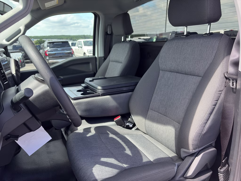 2026 Oxford White Ford F-150 XL 4X4 Truck