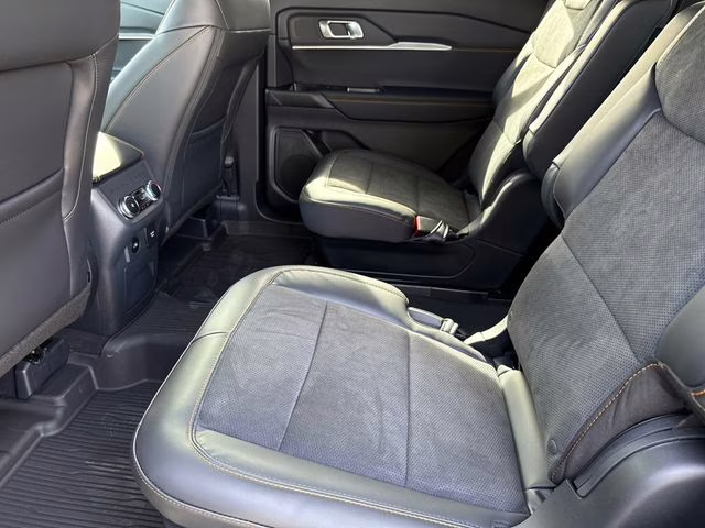 2026 White Ford Explorer Tremor 4X4 SUV