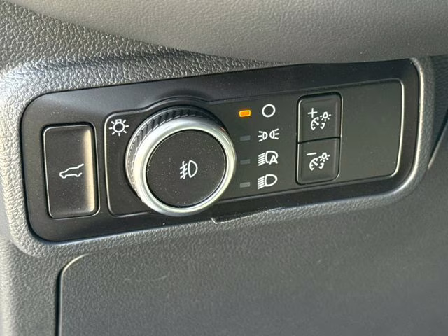 2026 White Ford Explorer Tremor 4X4 SUV