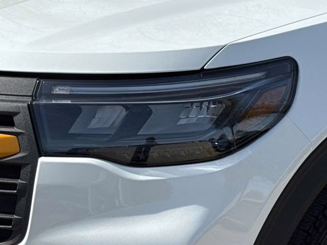 2026 White Ford Explorer Tremor 4X4 SUV