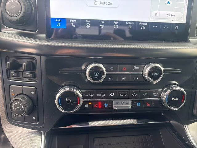 2025 Black Metallic Ford F-150 Platinum 4X4 Truck