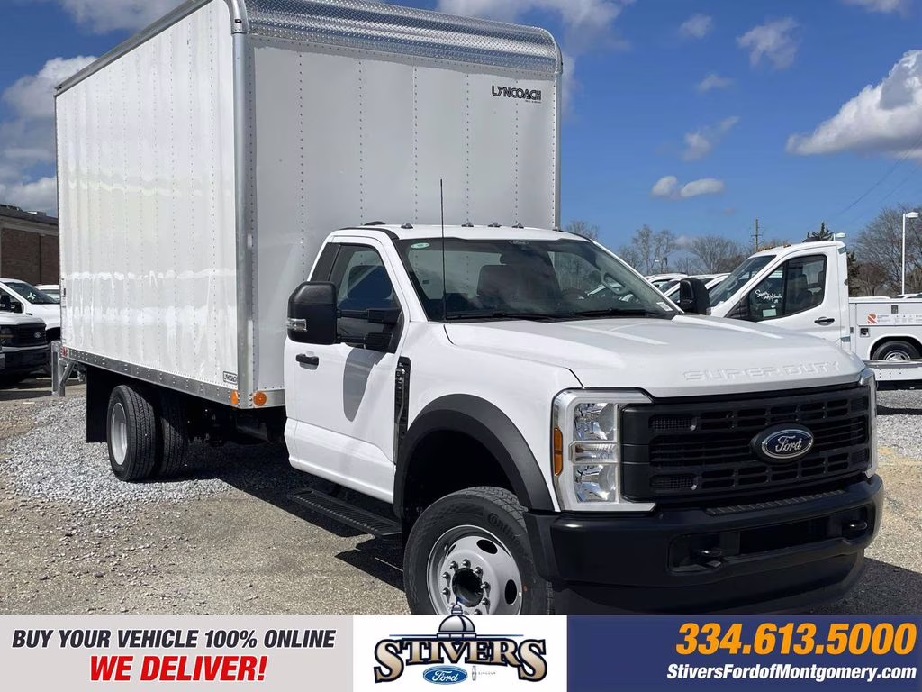 2026 Oxford White Ford Super Duty F-550 DRW XL RWD Chassis