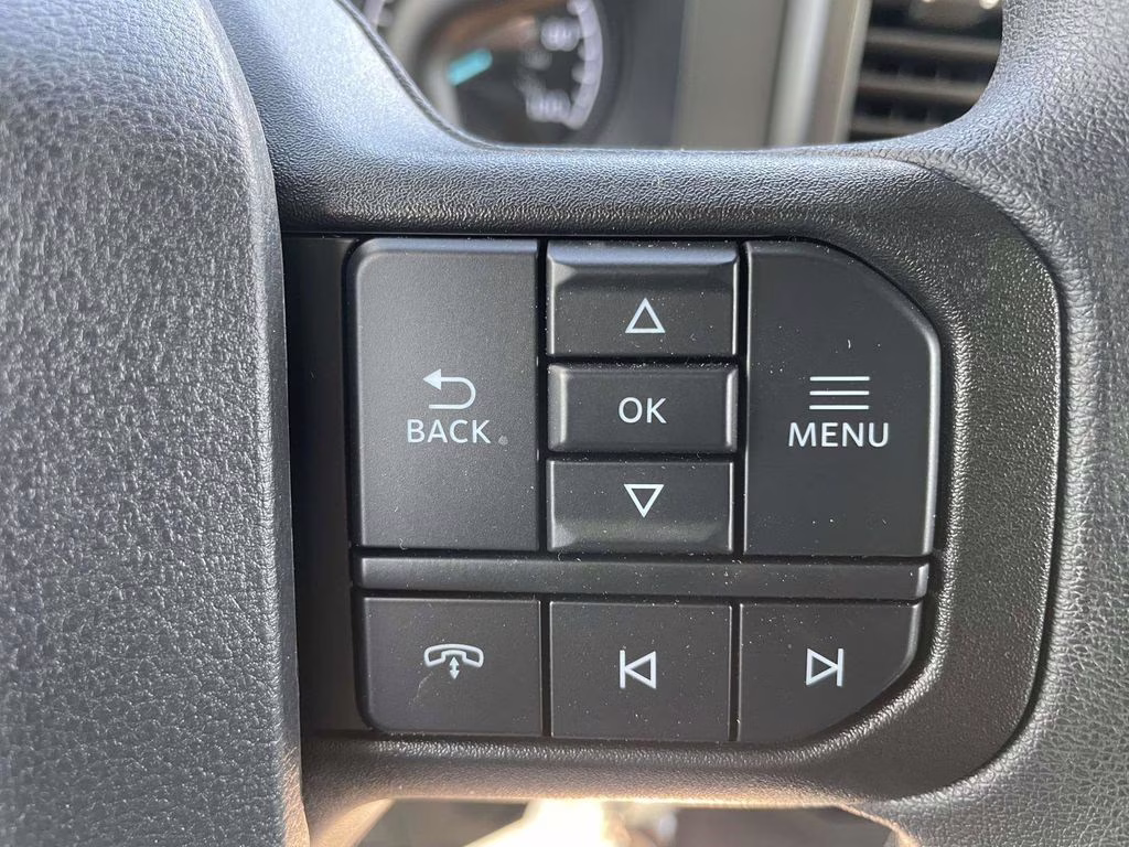 2026 Oxford White Ford Super Duty F-550 DRW XL RWD Chassis