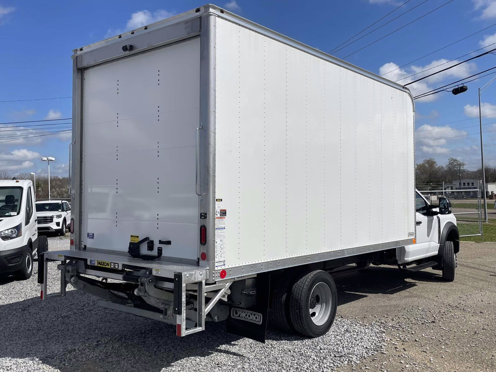 2026 Oxford White Ford Super Duty F-550 DRW XL RWD Chassis